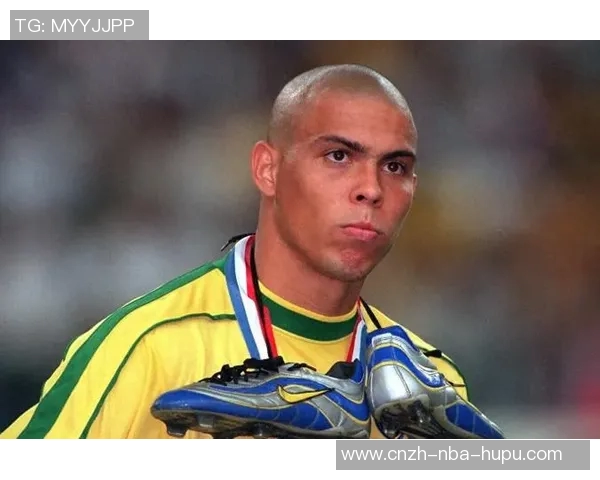 27号球衣背后的传奇故事与足球场上的辉煌瞬间 27号球衣背后的传奇故事与足球场上的辉煌瞬间