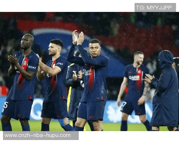 圣菲联合与特木科的激烈对决揭示了足球战术的博弈与团队精神的较量 圣菲联合与特木科的激烈对决揭示了足球战术的博弈与团队精神的较量